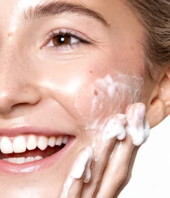 ACTIVE CLEANSING GEL