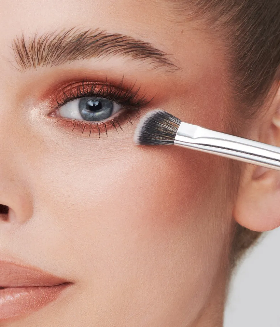 ANGLED FLAT BRUSH 07