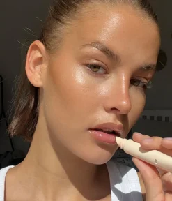 BEACH LIP SPF 30 LIP OIL