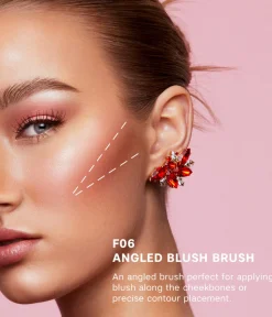 ESSENTIAL BRUSH KIT - FACE