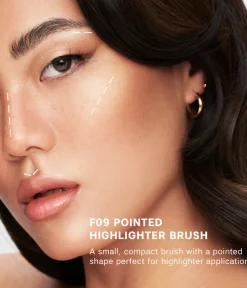 ESSENTIAL BRUSH KIT - FACE