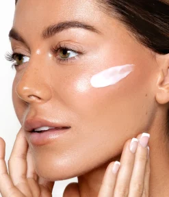 HYDRA BOOST DAY CREAM