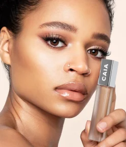 IT'S ICONIC CONCEALER