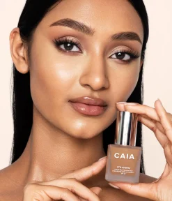 IT'S ICONIC FOUNDATION