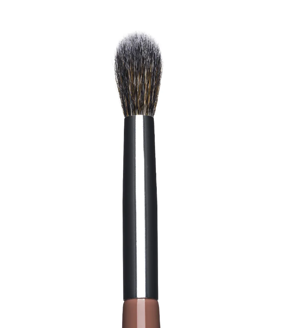 PRECISION CREASE BRUSH 06