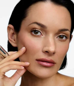 RADIANT TOUCH CONCEALER