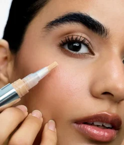 RADIANT TOUCH CONCEALER